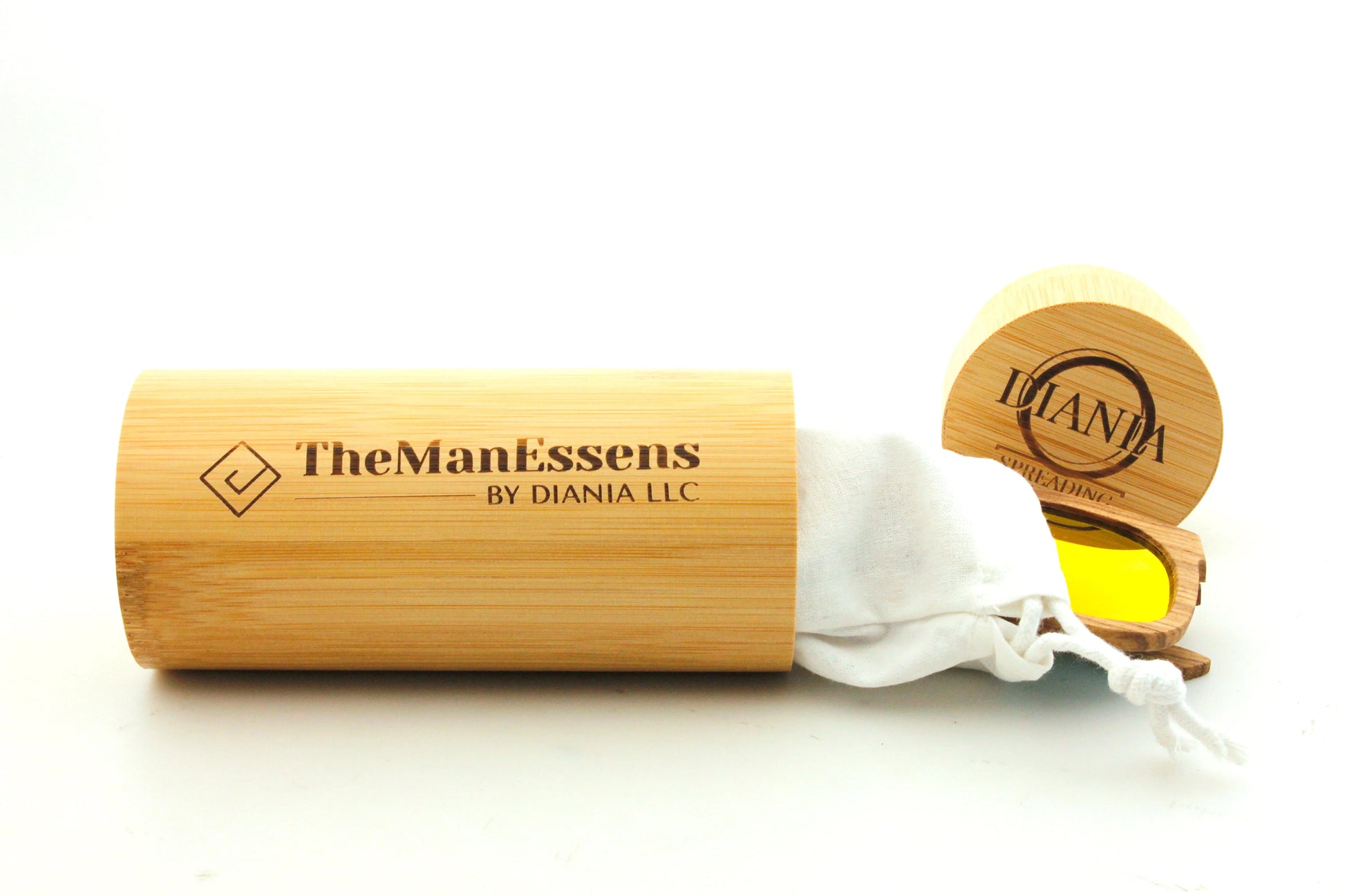 Carrasqueta zebra wood sunglasses inside cotton bag and bamboo cilinder case