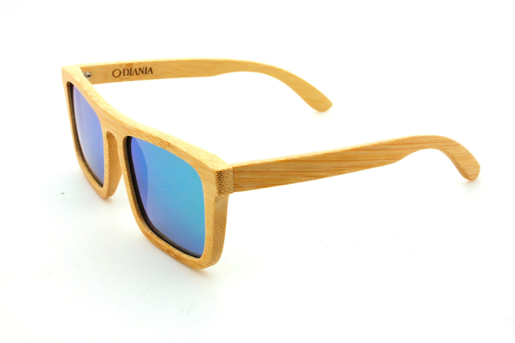 Teixereta bamboo wood sunglasses view from the left