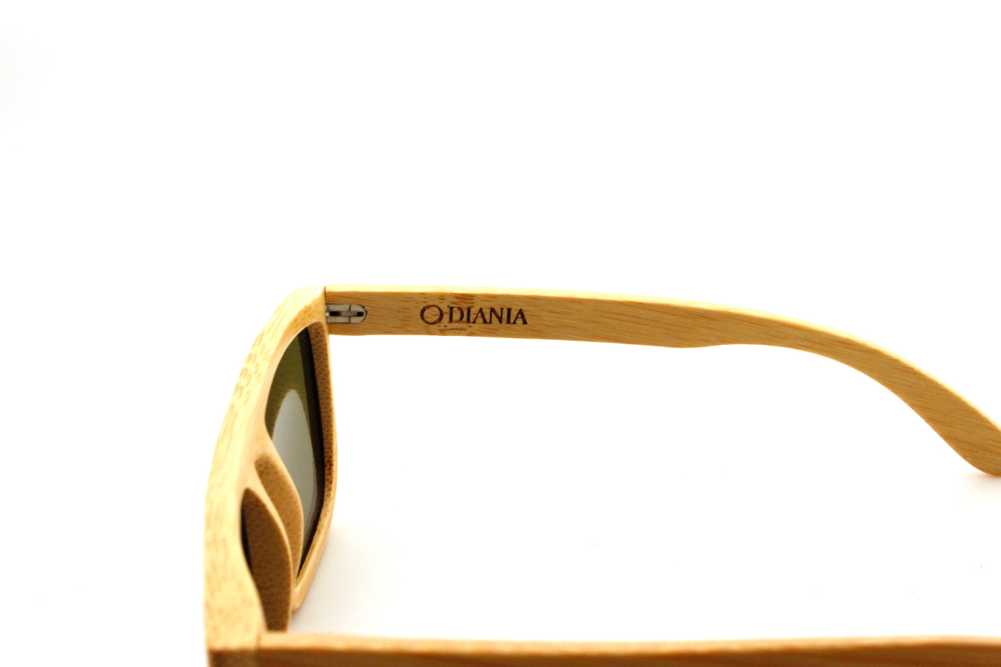 Teixereta bamboo wood sunglasses close up