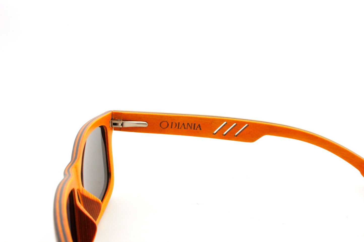 Aitana black laminated wood sunglasses close up view
