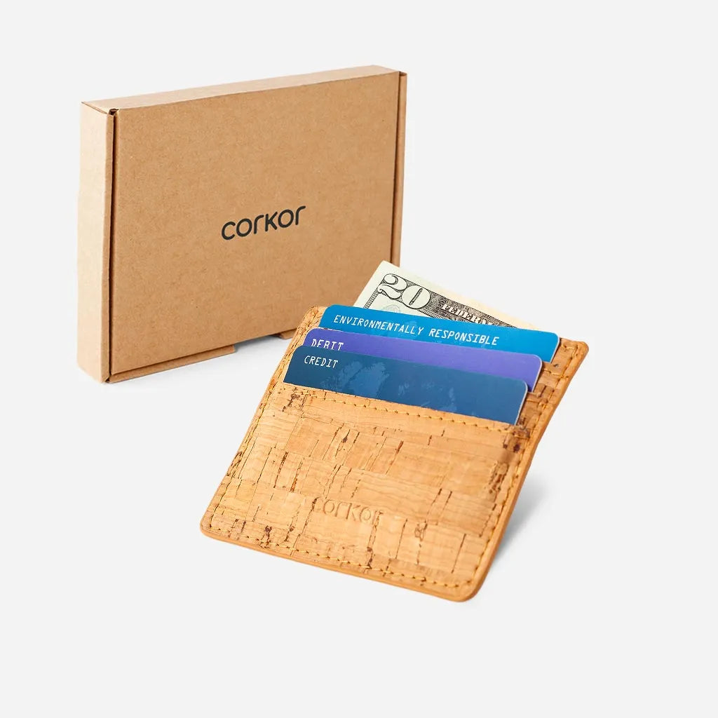 The vegan card holder wallet and its box.