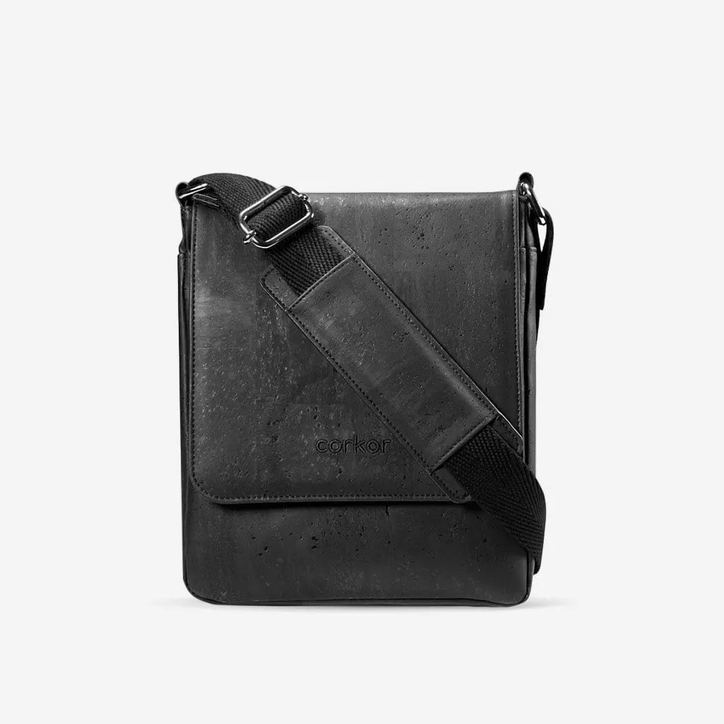 Corkor Vegan Messenger Bag Medium Black